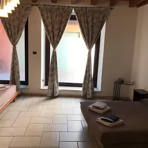 Kindly Roberta Centro Storico Peschiera,lago Relax Holiday home Peschiera del Garda