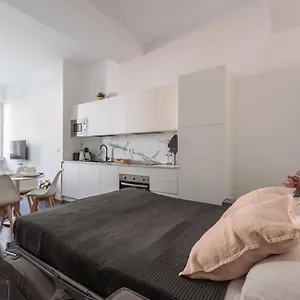 We - Bandello House, Corso Magenta Apartment Milan